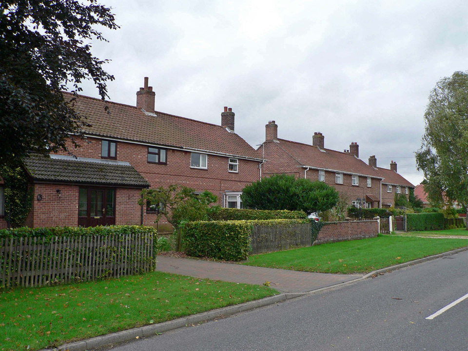 select left of pic for previous, right for next, top for index