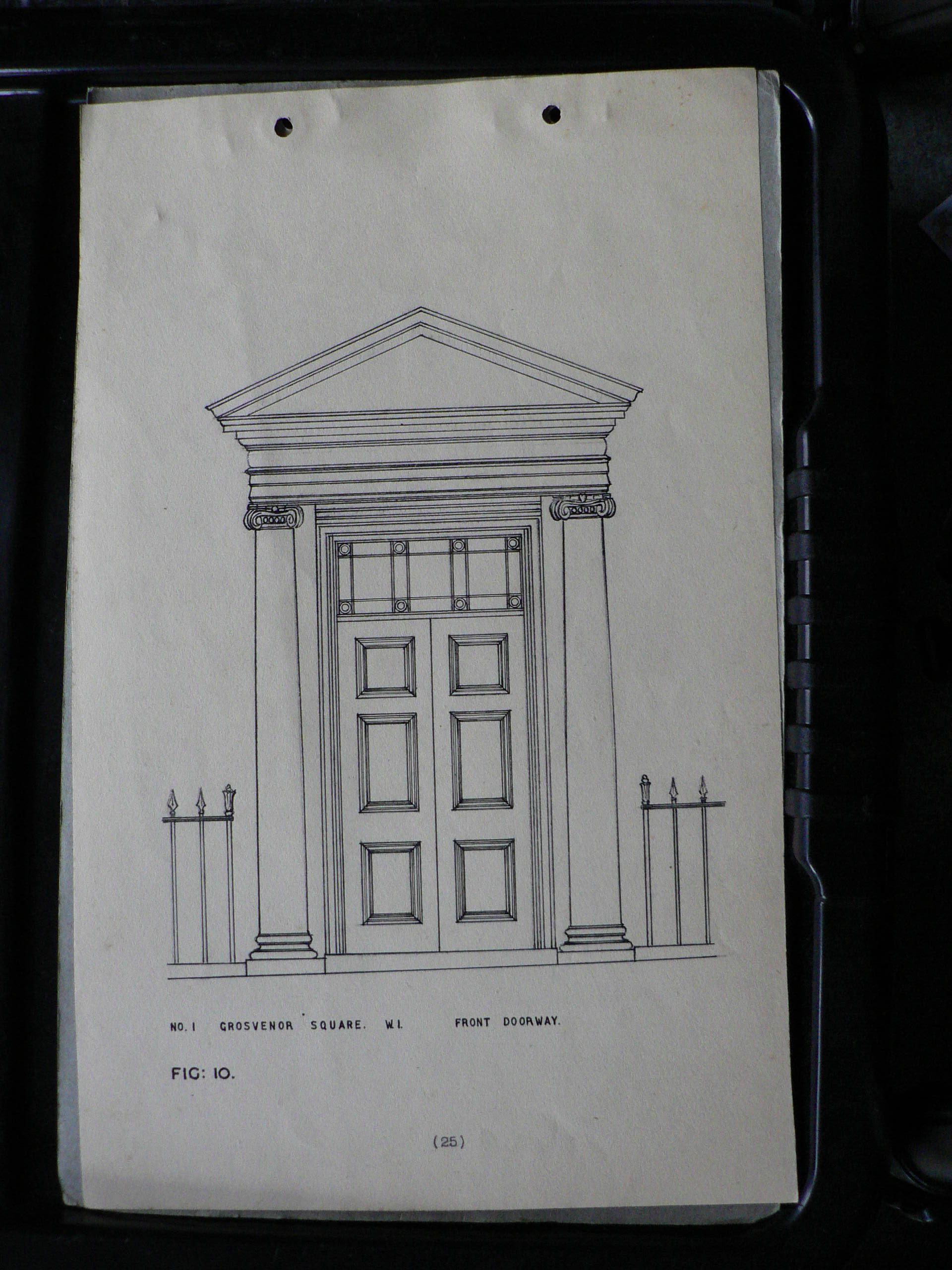 select left of pic for previous, right for next, top for index